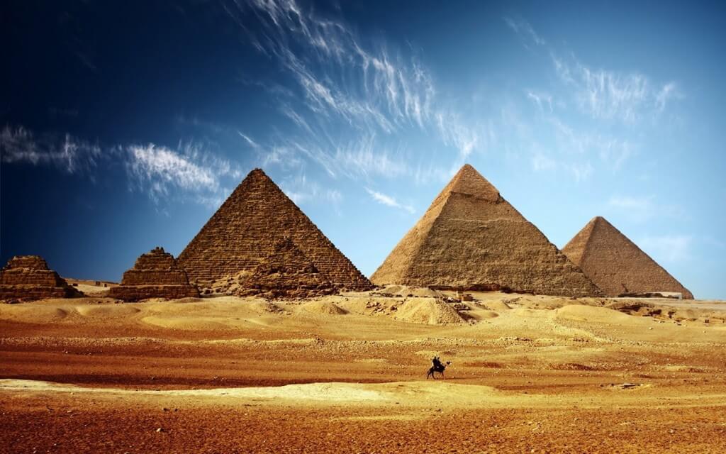 pyramides-de-gizeh